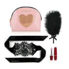 Набір у сумочці вібратор-помадка, пір'їнка та маска Rianne S Essentials Kit d'Amour Roze/Goud - картинка 1