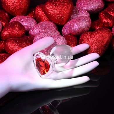 Анальна пробка скляна M ADAM ET EVE RED HEART GEM GLASS PLUG MEDIUM - картинка 8