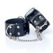 КОЖАНЫЕ НАРУЧНИКИ Fetish Boss Series Handcuffs with studs 4 cm - изображение 3