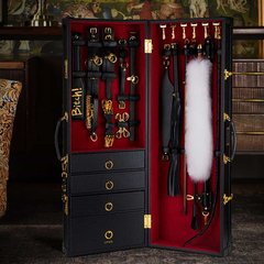 Шкаф-чемодан для БДСМ аксессуаров Upko, из итальянской кожи, черный, 14 предметов - картинка 1