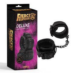 Наручники Chisa Deluxe Wrist Restraint Cuffs - картинка 1