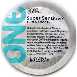 Презервативи One Super Sensitive Дизайн Перо, 5 штук - картинка 1